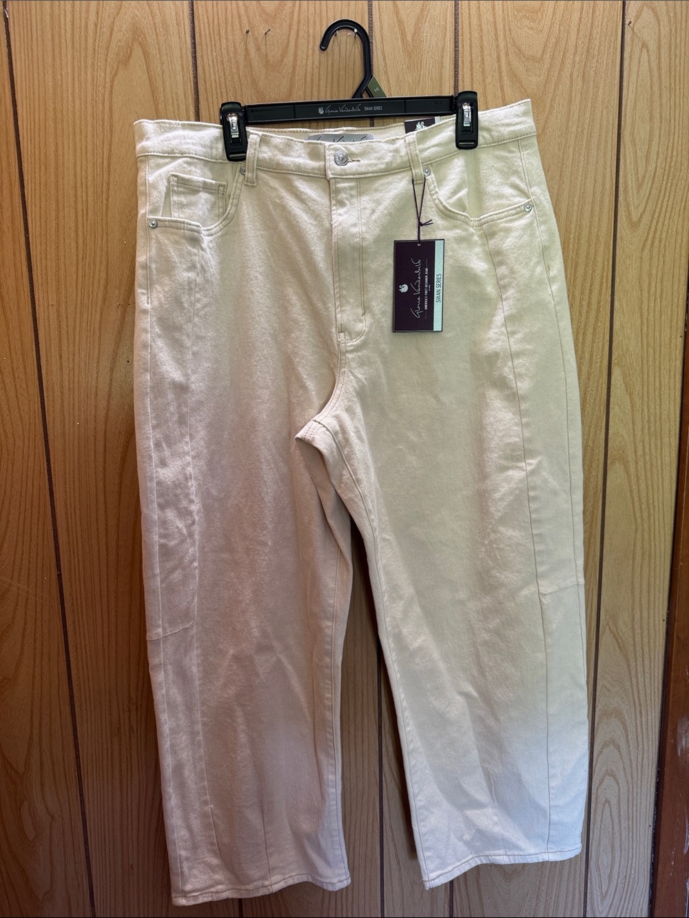 Cream High-Rise Barrel Leg Jeans